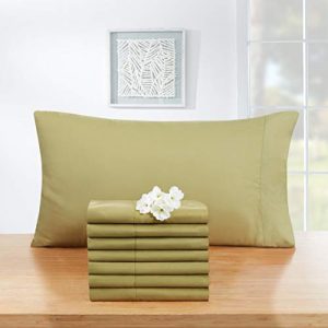Bedding Bliss Pillowcases - 8-Piece Set of Standard Size Pillow Covers in Sage
