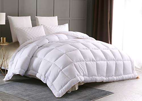 Twin Size Down Alternative Comforter: Embrace Comfort and Elegance Experience the epitome of comfort and elegance with the Luxury Twin Size Down Alternative Comforter. This exquisite bedding essential offers more than just warmth; it brings a touch of opulence to your bedroom. Here's why you should indulge in this luxurious comforter: Ultimate Comfort and All-Season Versatility: Crafted with meticulous attention to detail, it provides the perfect balance of warmth and breathability, making it suitable for all seasons. Whether it's a chilly winter night or a cool summer evening, this comforter guarantees you a cozy and comfortable sleep. In summary, the Luxury Twin Size Down Alternative Comforter is a testament to both comfort and style. Its premium materials and thoughtful design guarantee you a restful night's sleep, while its elegant appearance enhances the aesthetics of your bedroom. Whether you're looking for warmth in the winter or a light cover in the summer, this all-season comforter has you covered.