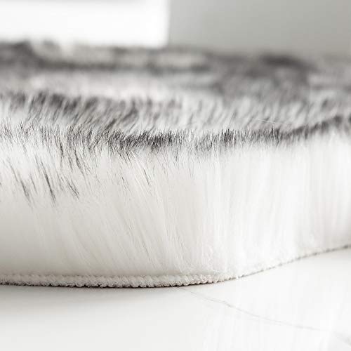 Carvapet Luxury Soft Faux Sheepskin Chair Cover Carvapet Luxurious Gentle Fake Sheepskin Chair Cowl Seat Pad Plush Fur Space Rugs for Bed room, 2ft x 3ft, Black/White
